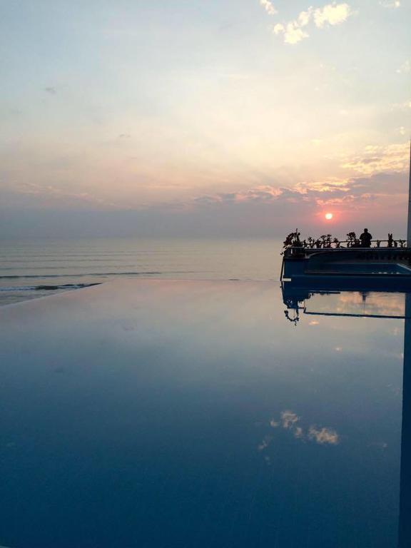 Sayeman Beach Resort Cox's Bazar Esterno foto